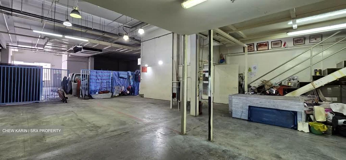 WCEGA Plaza (D23), Factory #551419321